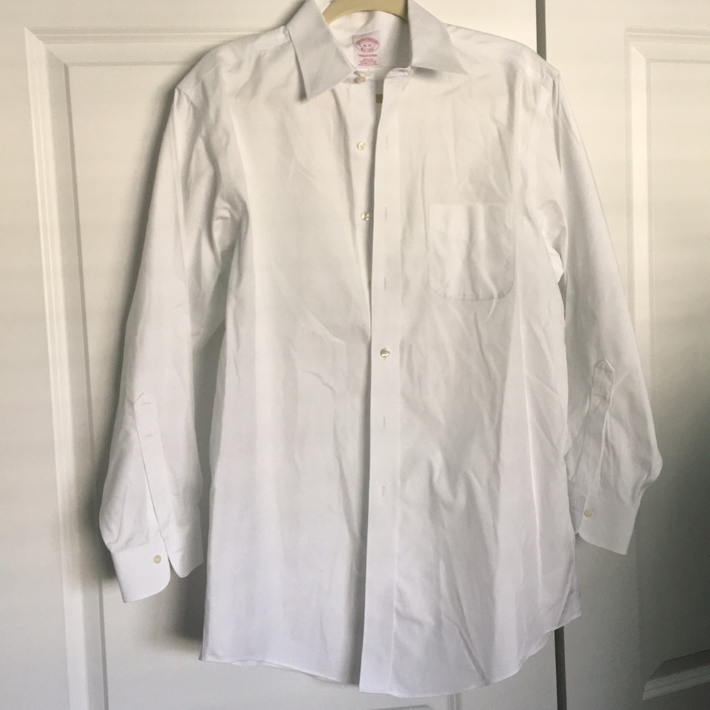 Men’s Brooks Brothers dress shirt